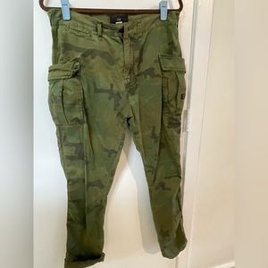 Rare 10 Deep Camo pants.
